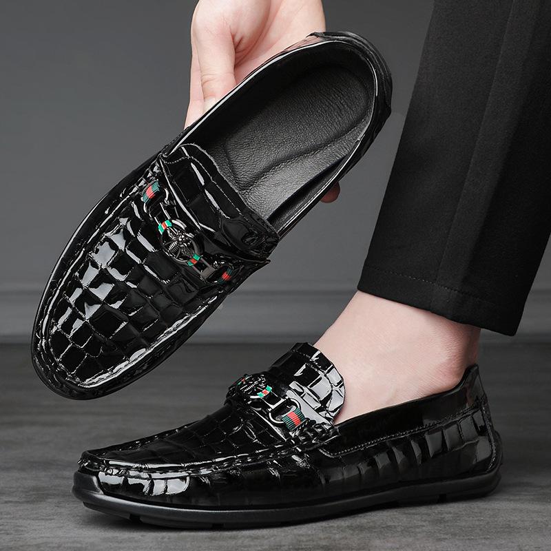 New Men's Doudou Shoes Patent Leather Casual Shoes Men's Genuine Leather Fashion European Men's Single Shoes Leather Shoes