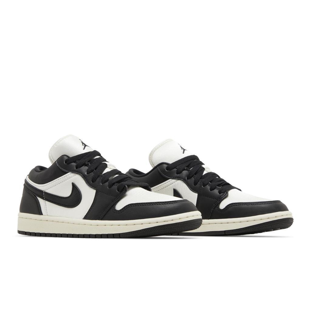 Womens Air Jordan 1 Low SE 'Vintage Panda' (women's sizes) Sail / Sail / Black Vintage Basketball Shoes FB9893 101