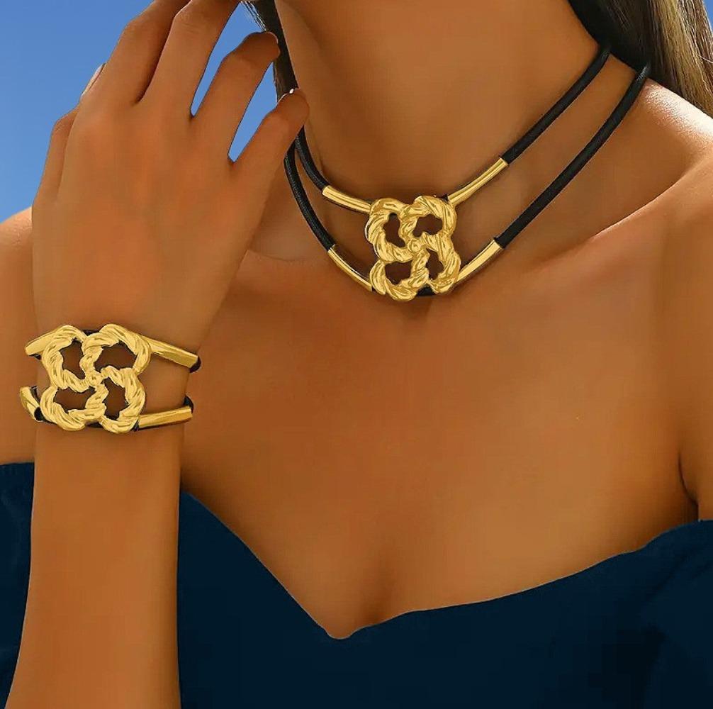 Creative Exaggerated Multi-layer Oval Ring Pendant Necklace Earring Set for Women Fashion Party Jewelry Sets Accessories Gifts