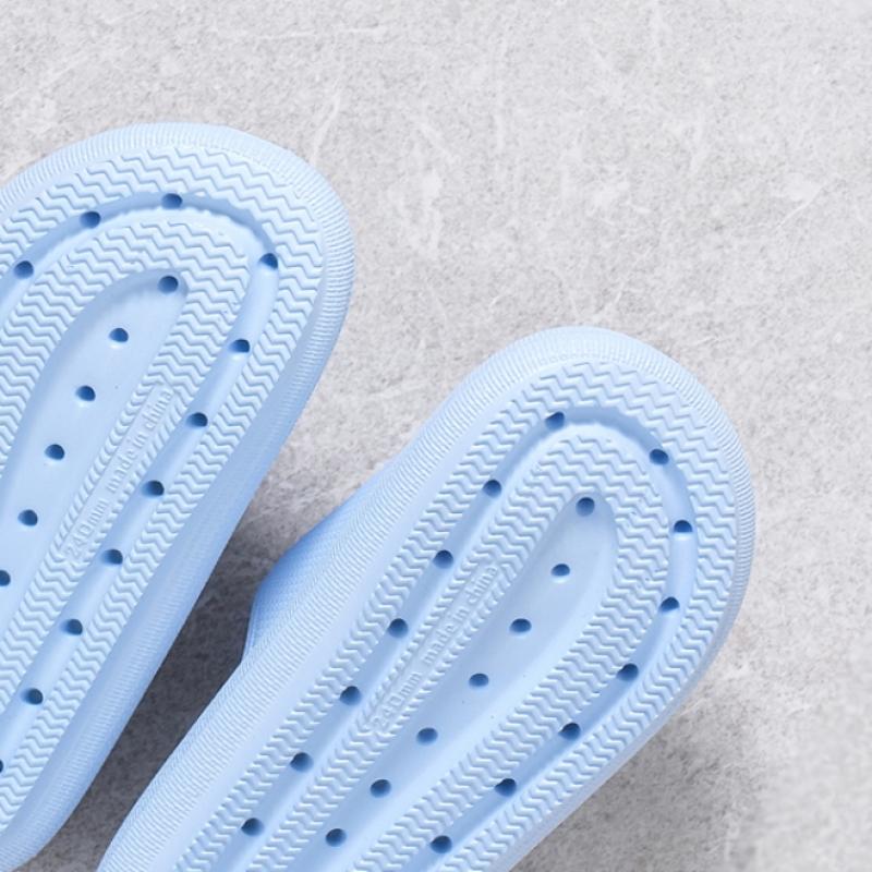 Daiso Simple Pattern Modern Slippers 230 To 250 Mm