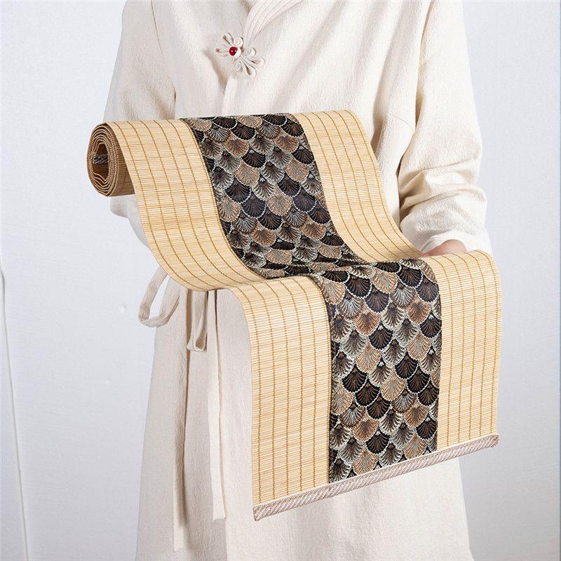 

Новый китайский дзен классический тканевый чайный коврик бамбуковый коврик чайный коврик в китайском стиле дзен дзен дорожка на стол бамбуковый коврик тканевый бамбуковый чайный коврик Dark Brown Shell-Satin Bamboo Tea Mat 30x230CM