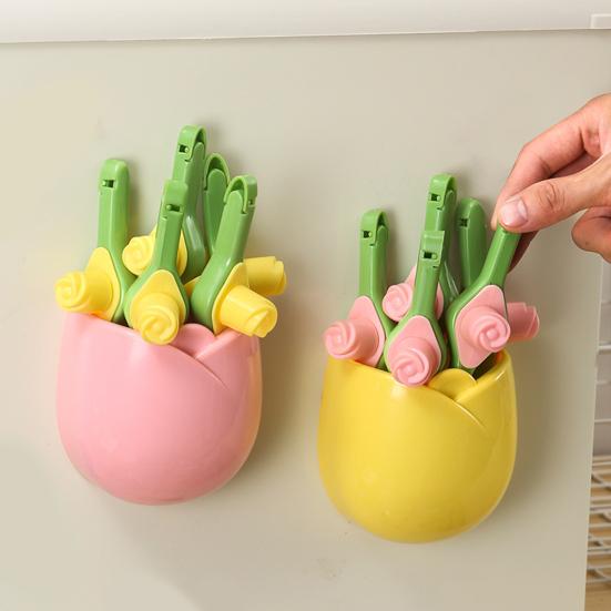 Magnetic Fridge Storage Box Tulip Shape Kitchen Utensils Holder Cutlery Organizer Flower Bag Spout Clips for Refrigerator Microwave Storage