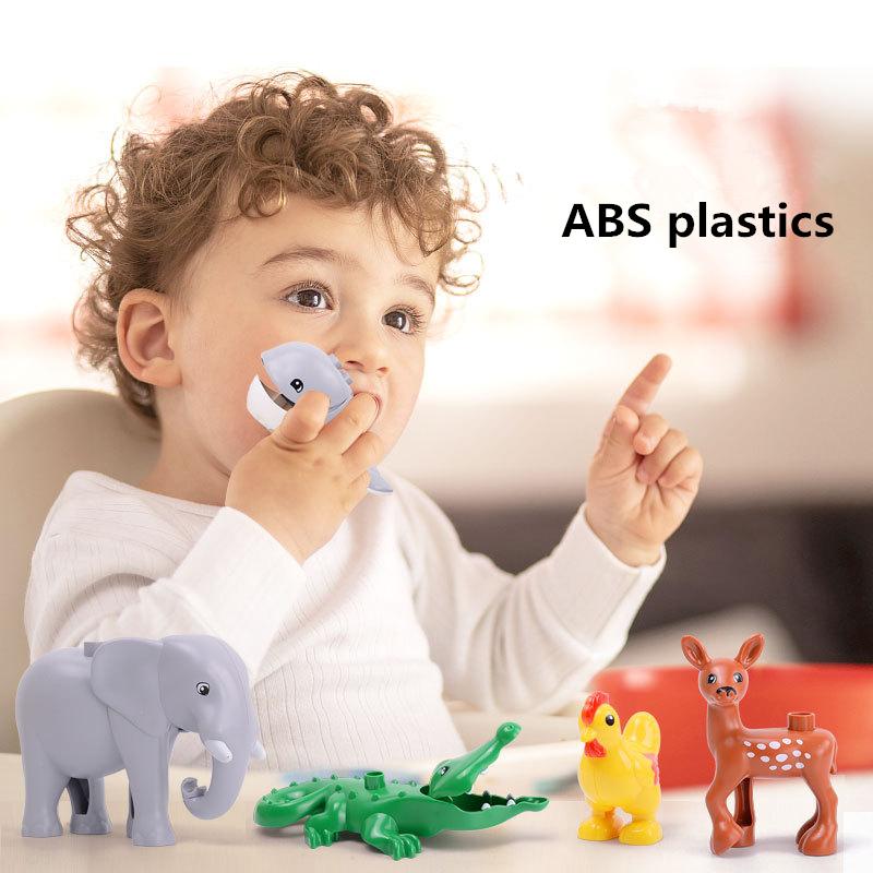 Large Particle Building Blocks Animal Scene Series Zoo World Tigier Lion Giraffe Whale Deer Bricks Toys  For Kids Christmas Gift