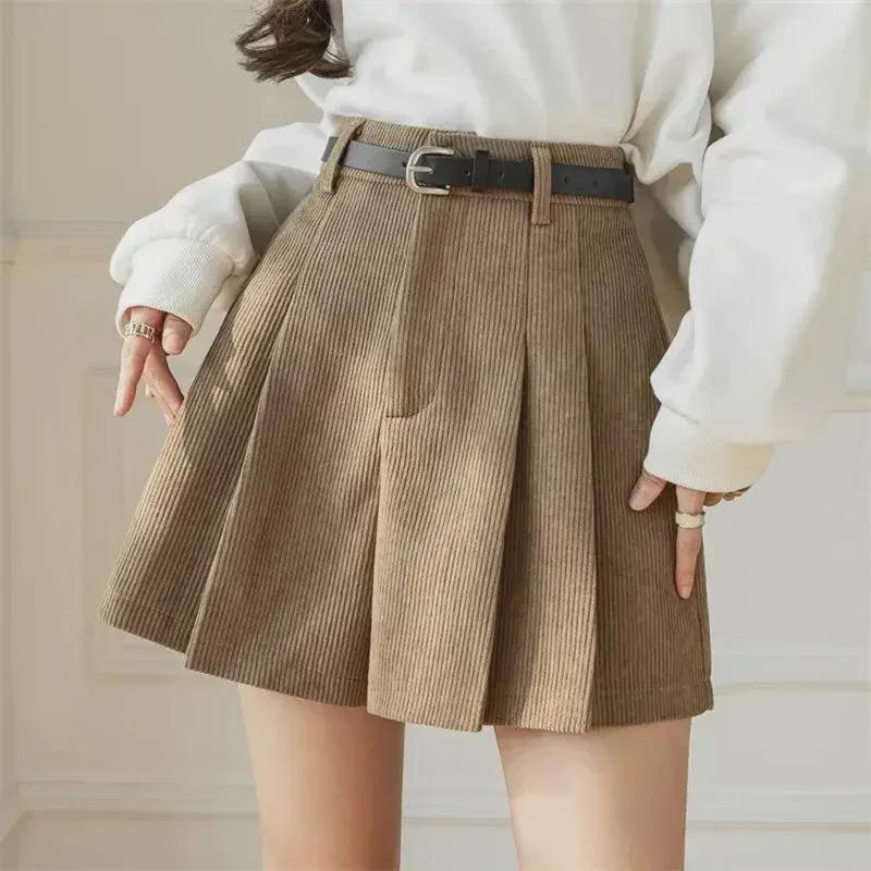 2023 Autumn/Winter Women's Plus Size High Waist Corduroy A-Line Wide-Leg Pleated Shorts