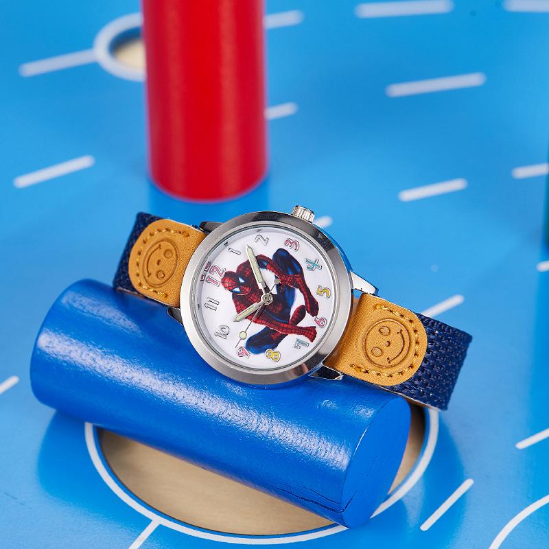 Spider-Man Kids Electronic Quartz Watch with Round Nylon Canvas Strap. 110 синий