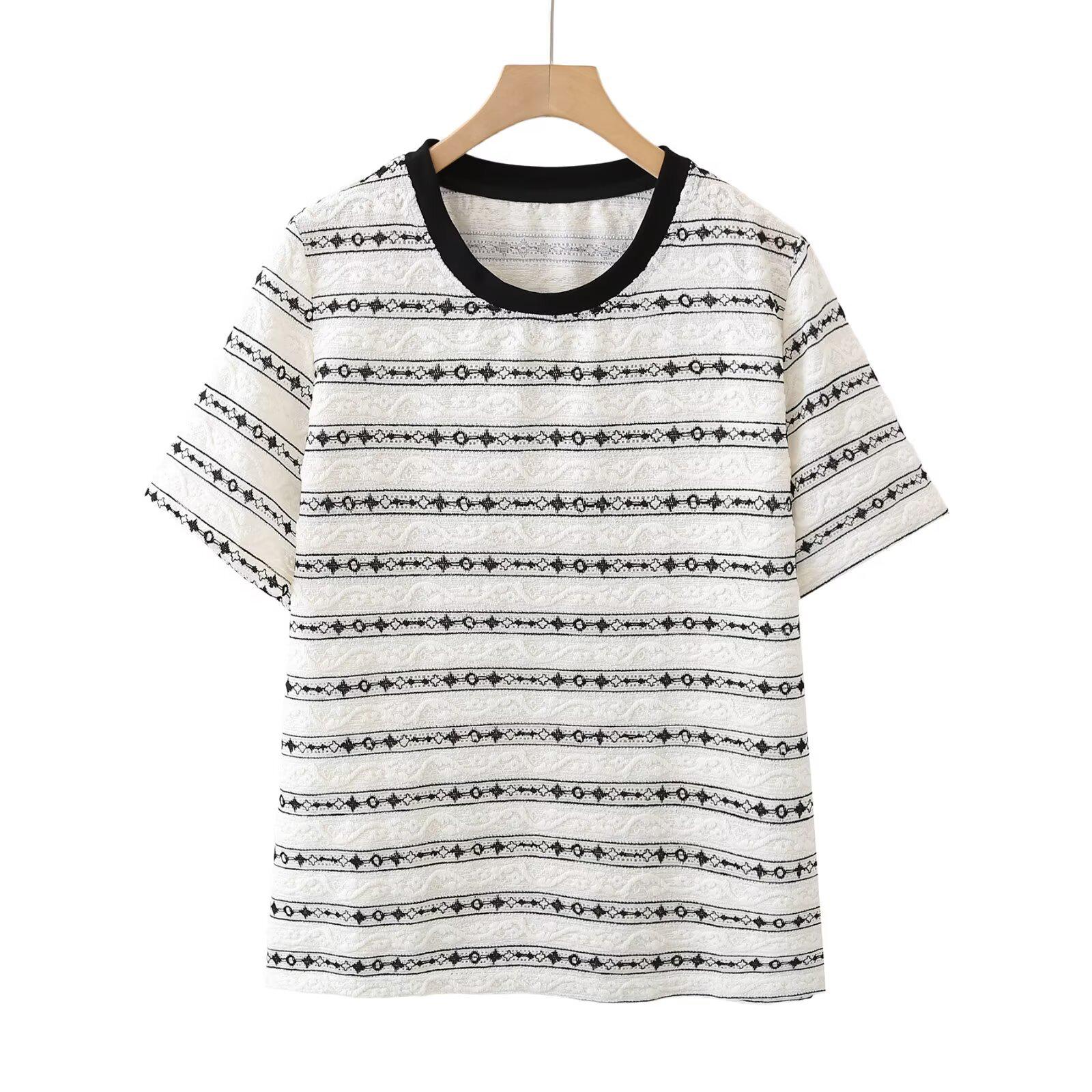 Elegant Plus Size Irregular Lace Patchwork Short-Sleeve Women s Summer T-Shirt 2026 4XL