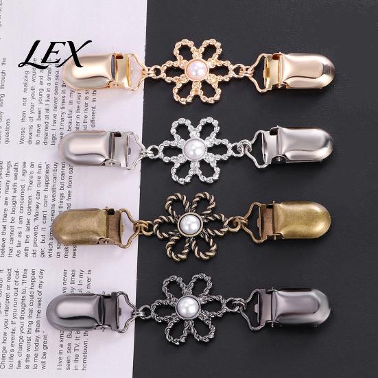 Dress Cincher Clip Hollow Flower Cardigan Sweater Clip, Vintage Women Clothing with Faux Pearl Pearl, for Shawl Pants Anti Slip Scarf Holder