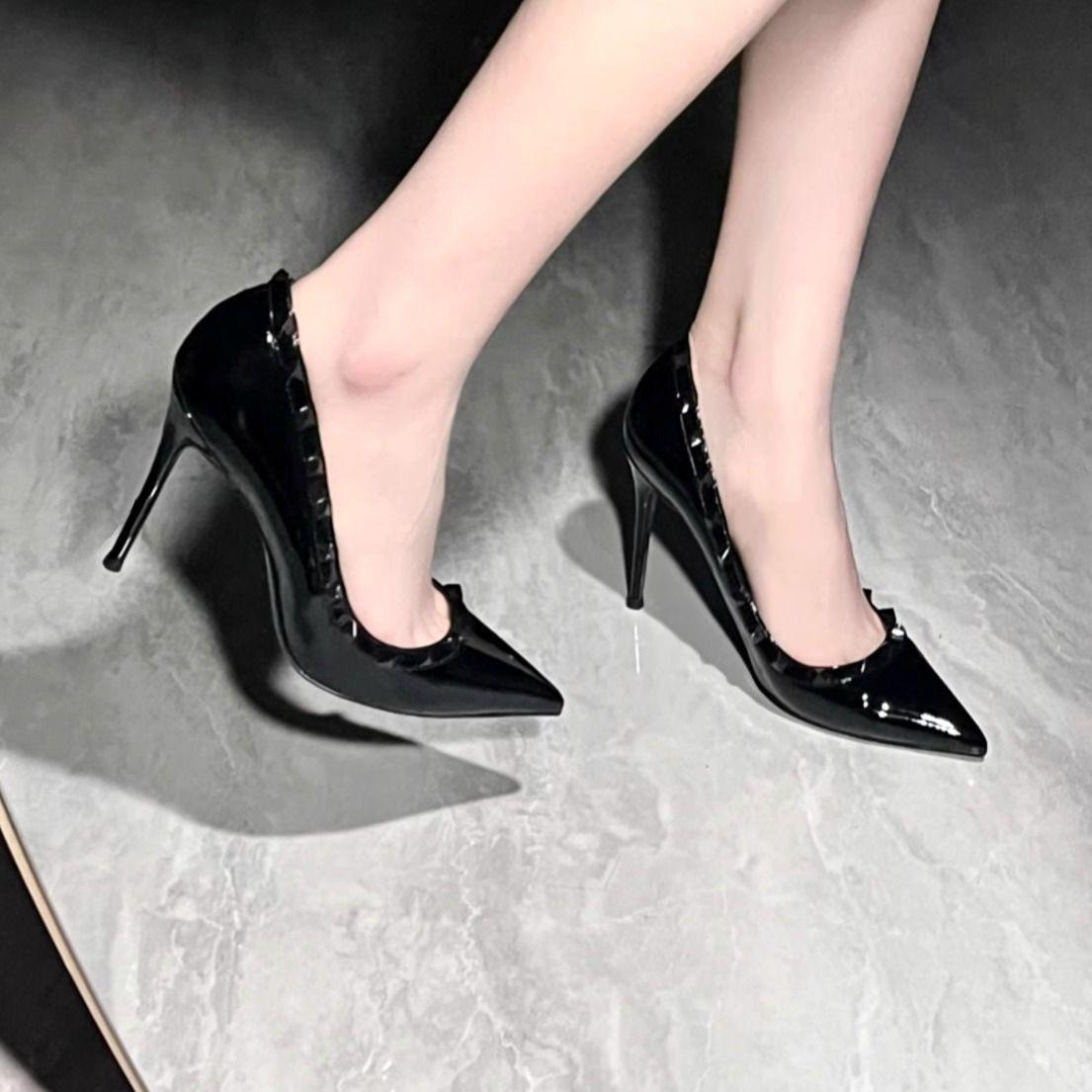 

Повседневная универсальная юбка ленивые туфли верхняя одежда заклепки удобные простые одинарные туфли 2024 весна и лето водонепроницаемый стол высокие каблуки прилив 34