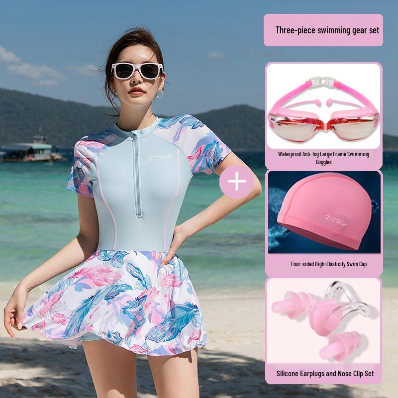 Costum de baie dintr-o piesă de vară pentru femei, cu mânecă scurtă și fustă - Costum de baie sport cu efect de subțiere, care acoperă imperfecțiunile