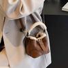 Fashion Crossbody Bag Wholesale Women's Bags Bucket Shoulder Handbag Autumn Winter Vintage Versatile Lamb Wool Handbag Elegant