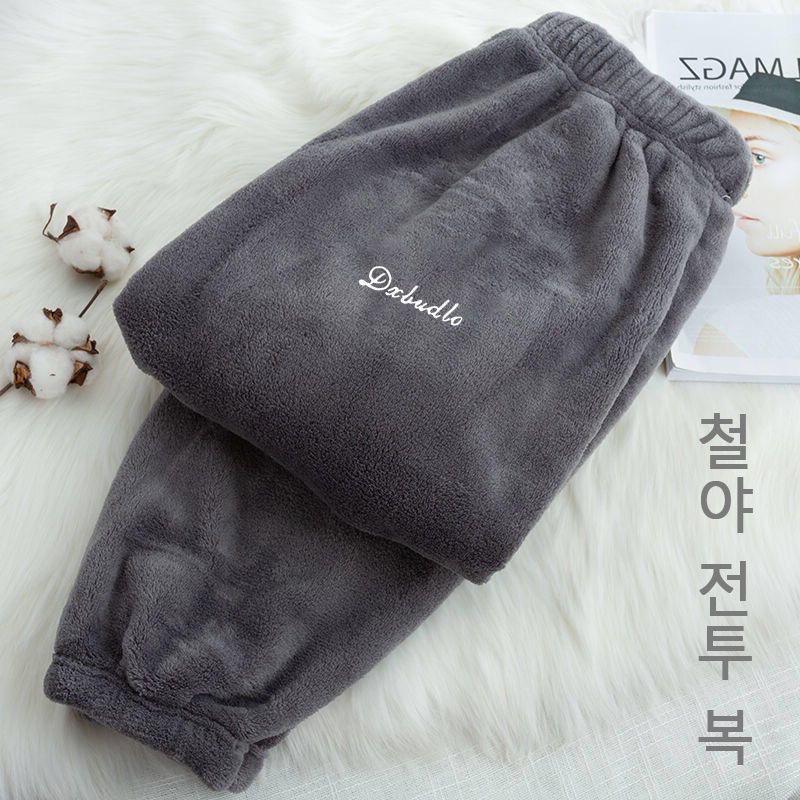 Cozy Women's Coral Fleece Cuffed Leggings for Autumn and Winter