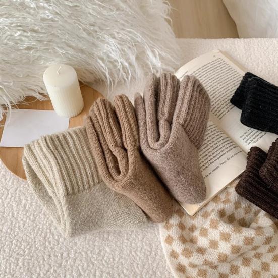 Unisex Thick Crew Socks Solid Color Warm Winter Socks Ribbed Stretchy Casual Socks for Women Leggings And Low Cut Boots