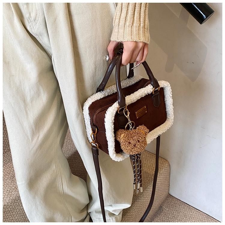 Ielgy Fashion Pillow Bag Autumn Winter Plush Portable All-Match One-Shoulder Messenger Bag