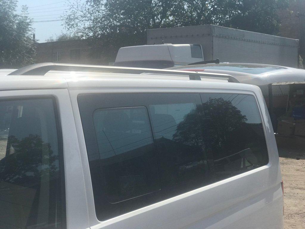 Takreling sort kort base, plastben for Volkswagen T5 Caravelle 2004-2010