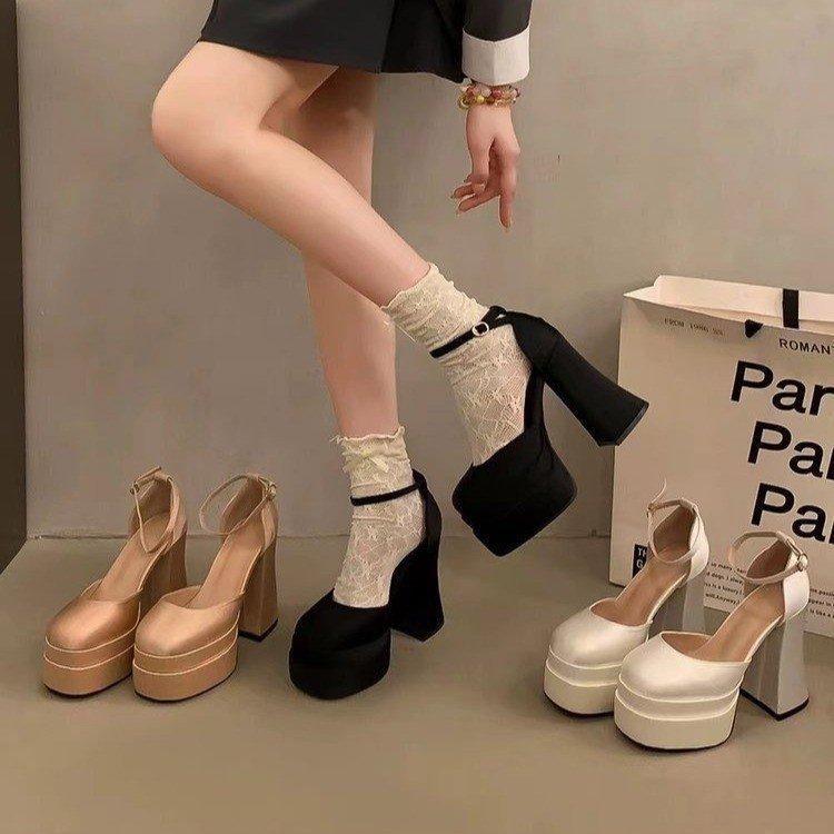 Foreign trade new 42 large size high heel square head sandals fairy wind hate sky high water platform catwalk high heels one word buckle tide