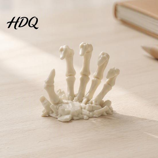 Human Skeleton Ornament Hand Figurine 3D Printed Realistic Bone Skull Sculpture Niche Gaming Room Decor Gothic Dark Aesthetic Desktop for