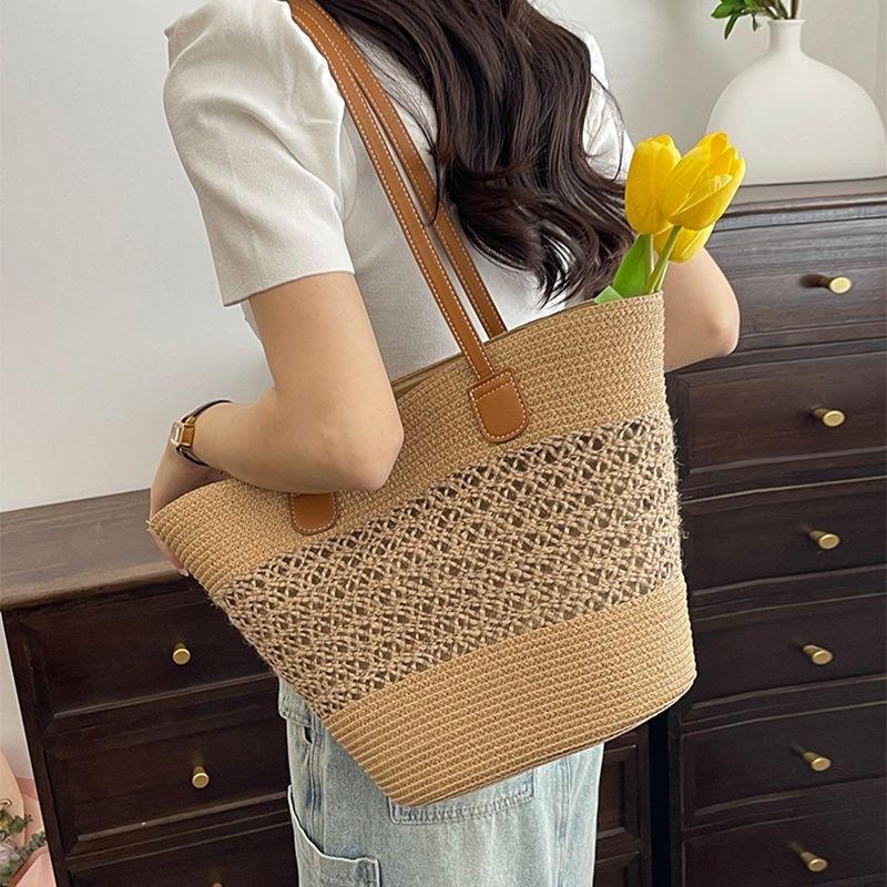 Summer striped shoulder commuter straw bag new large capacity casual fashion women's beach tote bag