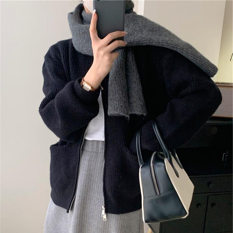 DAFIFY Women's Fashion Casual Fall Winter Solid Color Print Long Sleeve O-Neck Sweaters