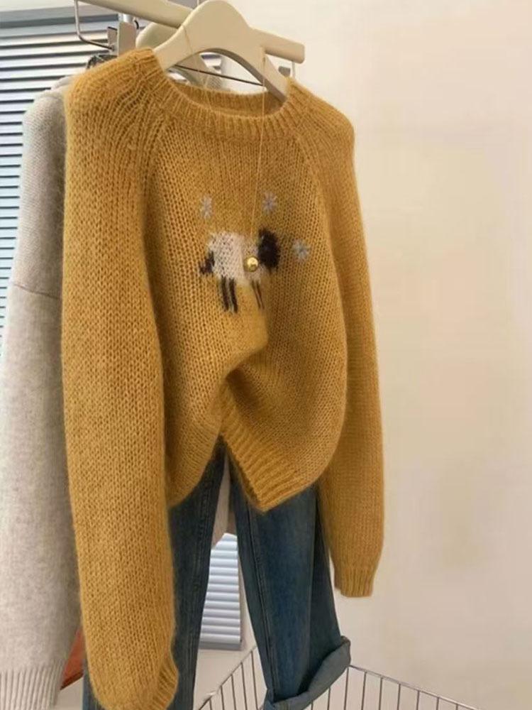 2026 Trendy Cartoon Jacquard Round Neck Women's Sweater: Soft, Loose, Versatile, Age-Reducing Wool for Autumn-Winter.