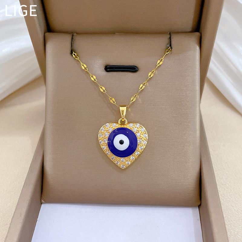 Titanium Steel, Love Eyes Zircon Light Luxury Temperament Gorgeous Full Diamond Necklace Female Versatile Collarbone Chain Titanium Steel