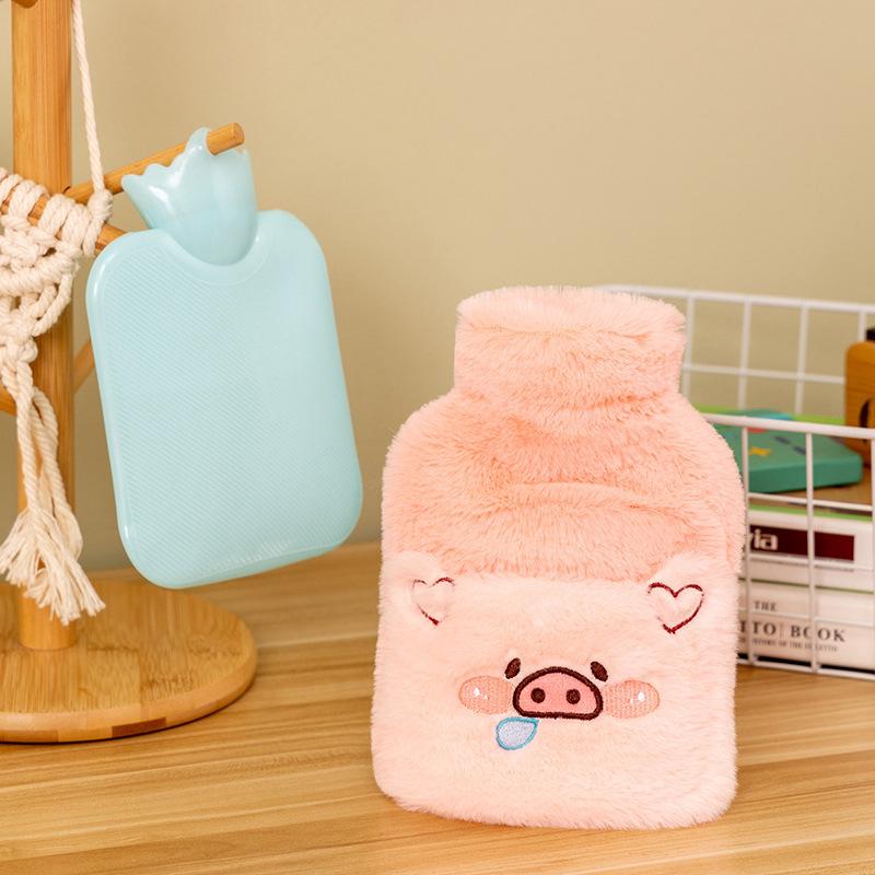 

Мультяшная плюшевая грелка для рук в виде животного - Портативная зимняя для офиса и студентов Water Bottle 20*15 cm 0.3 kg