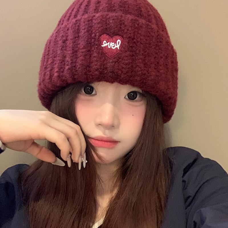 Simple and thick love knitted hat for girls, thickened and cute wool hat for autumn and winter, warm ear protection hat for men