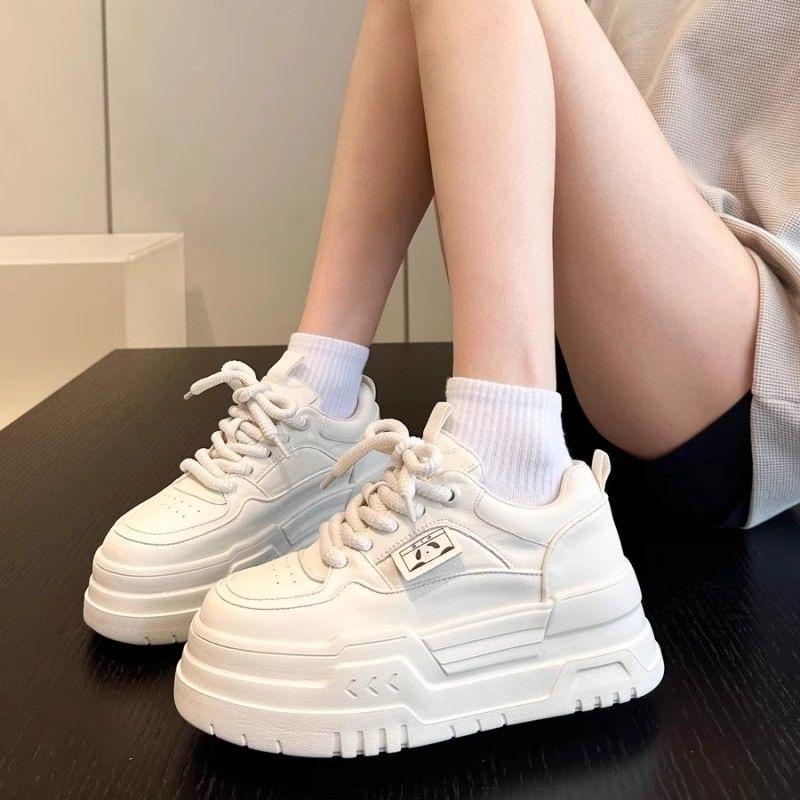 Platform white shoes women's 2025 autumn new soft leather small fashion versatile casual shoes student height-increasing board shoes