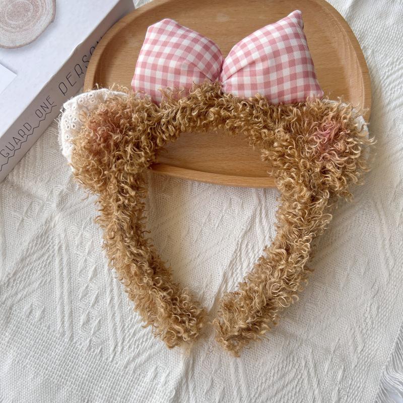 Cartoon Plush Headband: Cute Hair Accessory for Women & Kids, Perfect for Face Washing