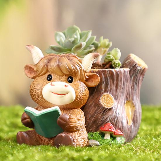 Highland Cow Planter Pot Cute Animal Resin Flower Pot with Drainage Hole Small Scottish Cow Planter for Boho Home Desk Patio Decor