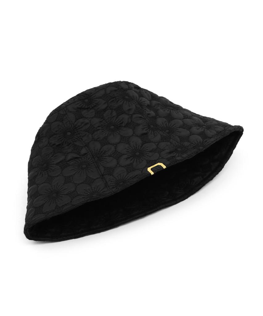 Eondeokeonteulolseutyudio Winter Padded Bucket Hat Stand Bucket / Bonded Flower / Black