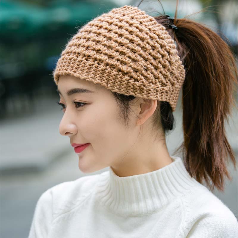 Women's Hand-Knitted Wool Headband: Warm Autumn/Winter Ear Protection with Wide Brim