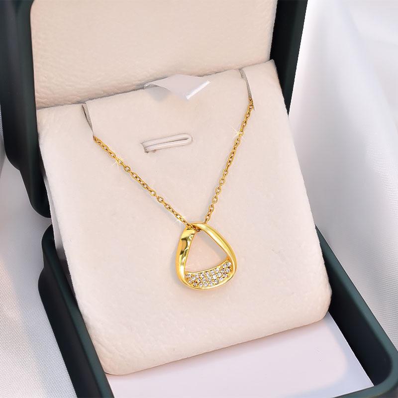 

Треугольное ожерелье из титановой стали с микроинкрустацией, женское, креативное, универсальное, геометрическое, изысканное, подвесное, на ключицу, цепочка на шею