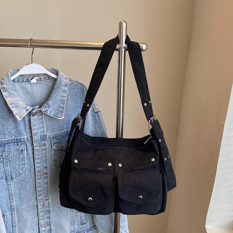 

Вместительная повседневная универсальная сумка-тоут женская новая литературная и модная сумка через плечо сумка для учебы сумка для поездок чёрный