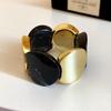 Elegant Acrylic Round Elastic Bracelet 2026 - European & American Style, Exaggerated Luxe Commute Jewelry, High-End Feel.