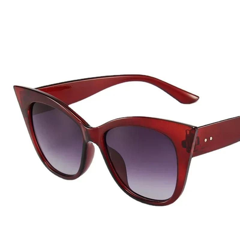 New Cat Eye Sunglasses Woman Fashion Big Frame Cat Sun Glasses Female Retro Shades UV400 Black White Color
