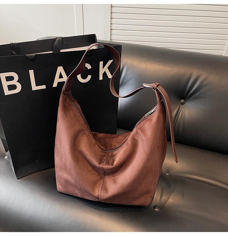 Suede Bag Women's Large-capacity New Autumn and Winter Casual Shoulder Messenger Bag Dumpling Bag
