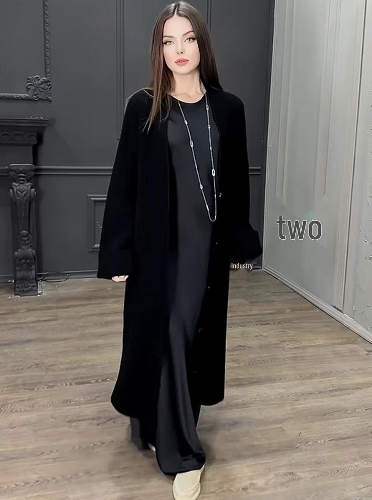 2025 European Fashion V-neck Slim Knit Cardigan Dress