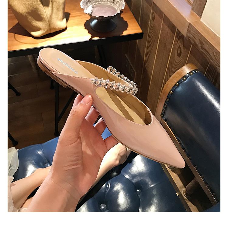 Grape mother of the same style~ Diamond belt flat heel bag head Muller half slippers women wear pointed sandals spring and autumn fairy flat bottom