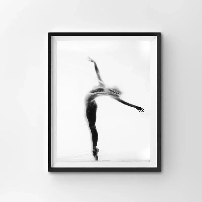 Alb-negru Ballet Girl Balerina Postere și imprimeuri Dansatoare Pânză Pictură Artă de perete Imagine pentru camera de zi decor acasă