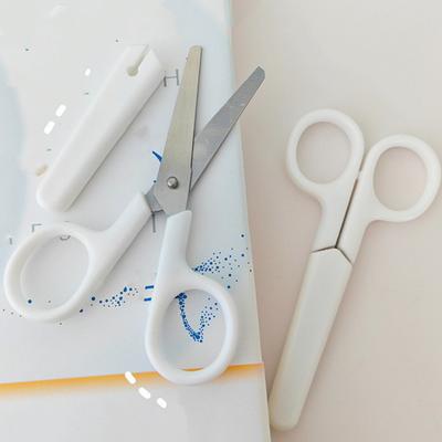 Kids Scissors with Cover, Safety Protection Design Sharp Scissors, Comfortable Grip Safety Scissors for School Office Home Craft Tools