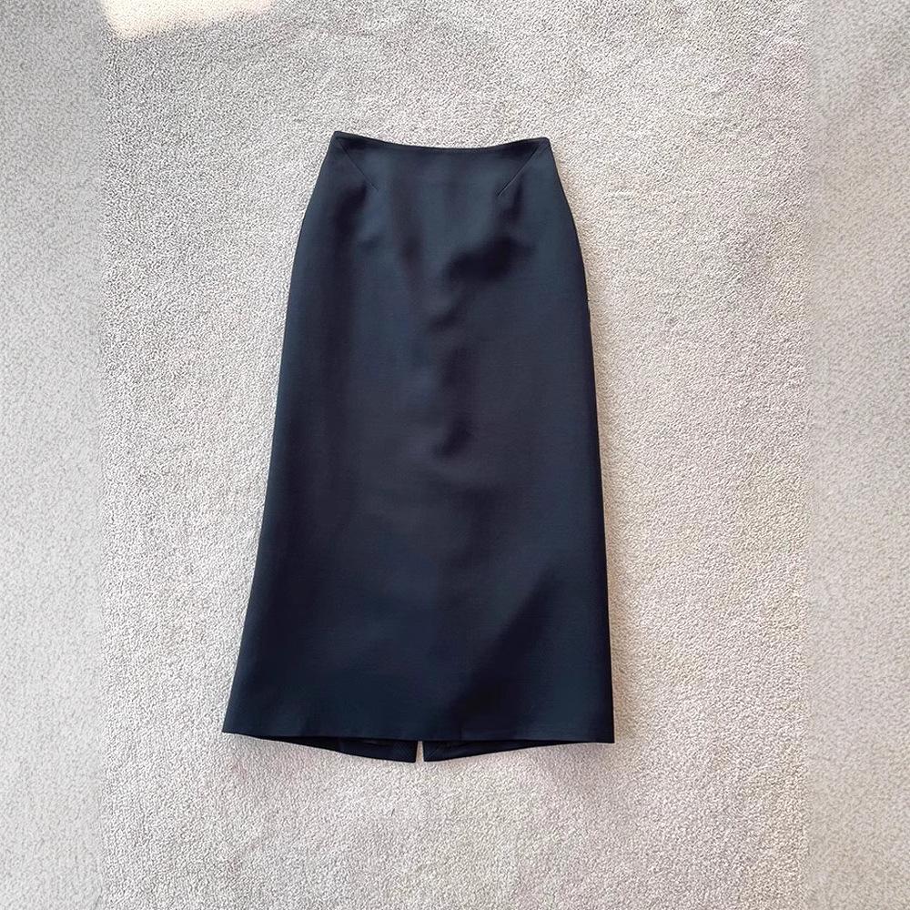 Highly Recommended: Pure Tail Slimming & Stylish Mid-Length Skirt - A Must-Have!