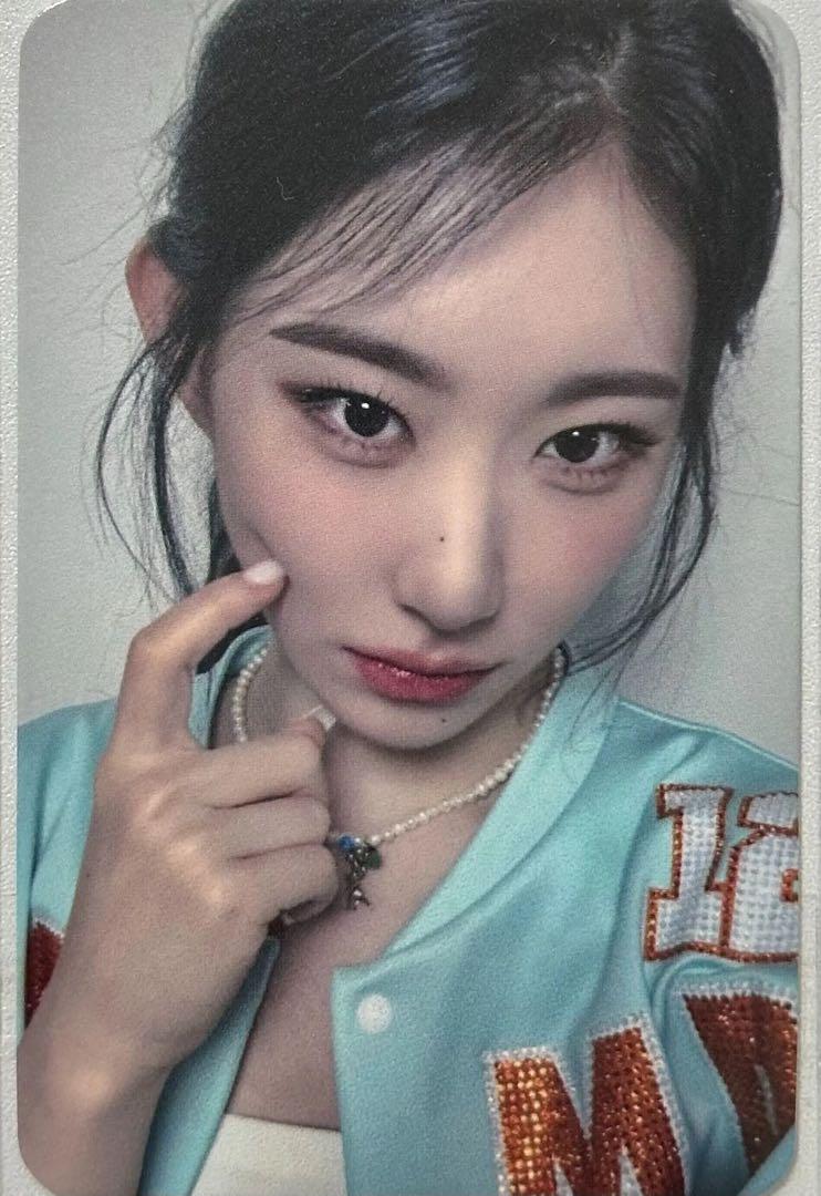 

[USED] ITZY KILL MY DOUBT Chaeryeong Soundwave Trading Card