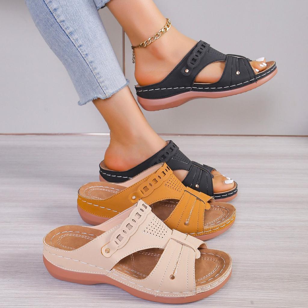 Casual slippers summer new wear versatile women's shoes slope heel open-toed cool slippers women