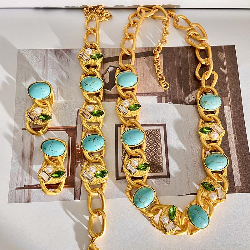 Vintage Turquoise Crystal Beaded Necklace Medieval Temperament Metal Collarbone Chain Diamond Set Heavy Industry Sweater Chain Tide
