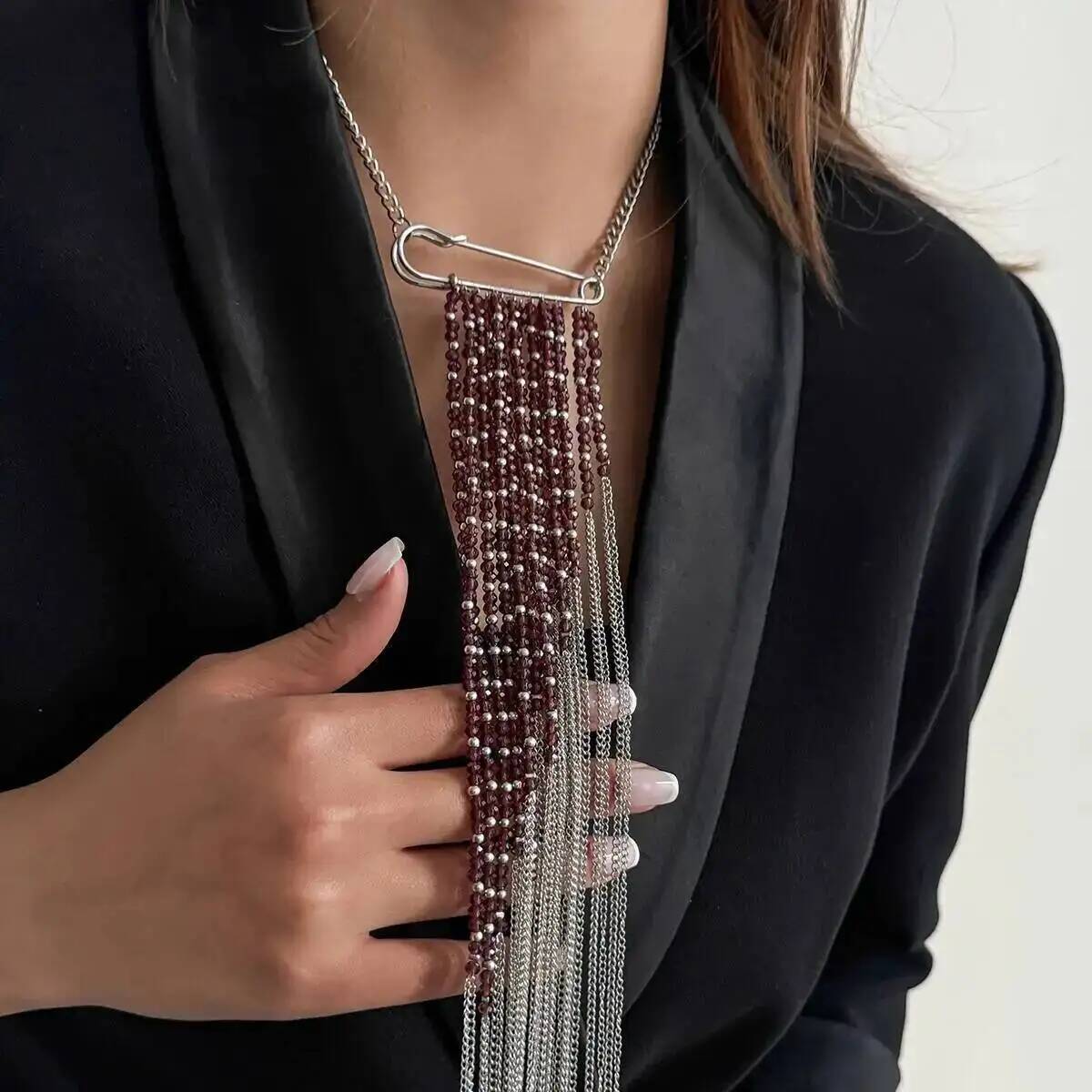 

SHIXIN Trendy Metal Tassel Chain Brooch Exaggerated Fringe Clothing Tie Pin Jewelry Accessories Silver Color Bead Fixed Ornament