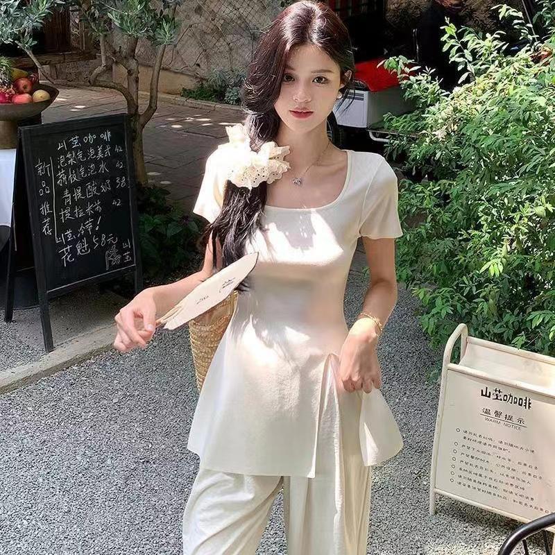 Large Size Fat MM French Short-sleeved T-shirt Women's Summer New Design Sense Slim Cover Meat Trend Square Collar Top