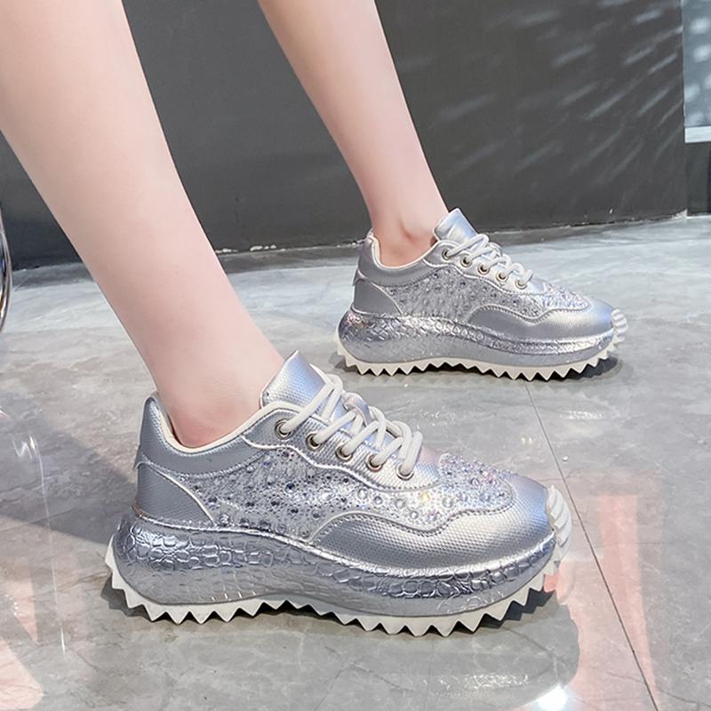 Fashion Women Luxury Microfiber Leather Shoes New Rhinestone Women Sneakser Diamond Breathable Casual Designer Sneakers Zapatillas Mujer