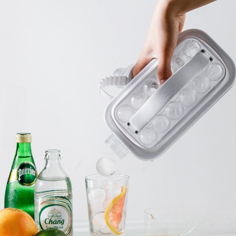 Portable Foldable Ice Tray with Ice Ball Mold