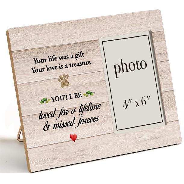 Pet Memorial Gifts - Wooden Photo Frame, Sympathy Gift for Loss of Dog or Cat (4x6 Inches)