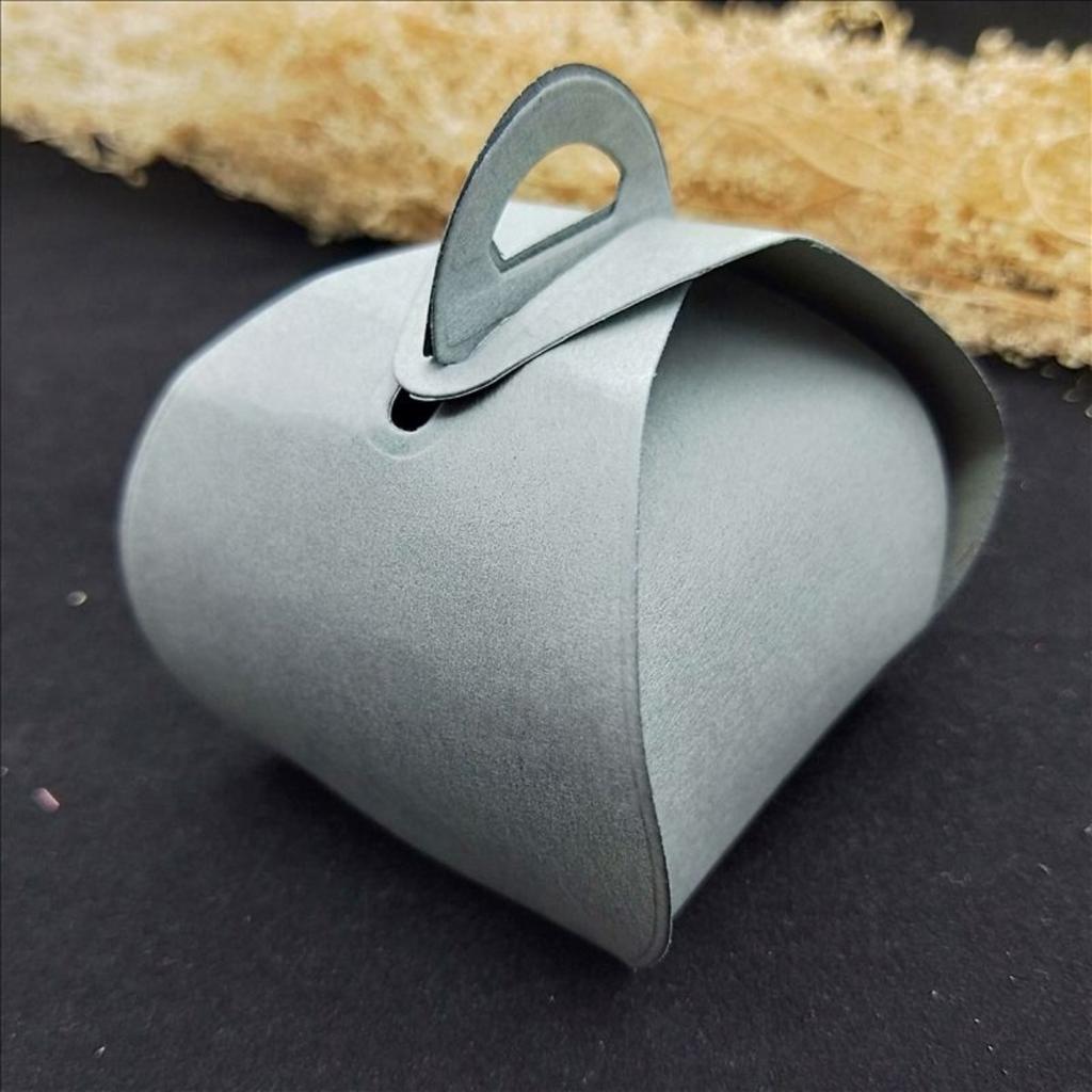 1 szt. Metalowa Stalowa Ślubna Pudełko na Cukierki Składane Wykrojniki Szablon Scrapbooking Album Kartka Zdjęcie Dekoracyjne